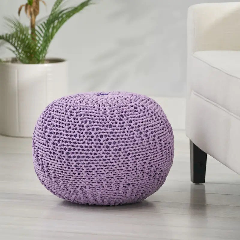 Pouf rotondo in cotone lavorato a maglia con motivo a trecce, imbottitura in perle di polistirolo
