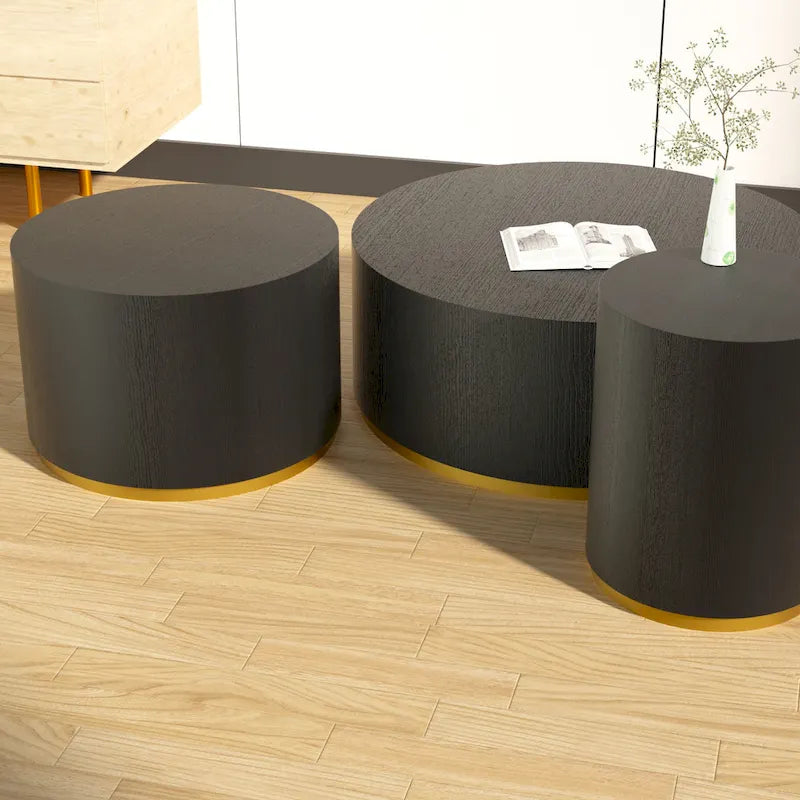 Tavolino tondo completamente assemblato con ripiano in marmo per soggiorno