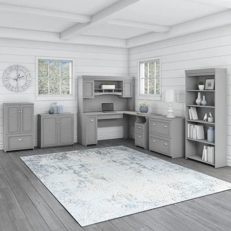Scrivania a L per ufficio domestico con credenza e schedario